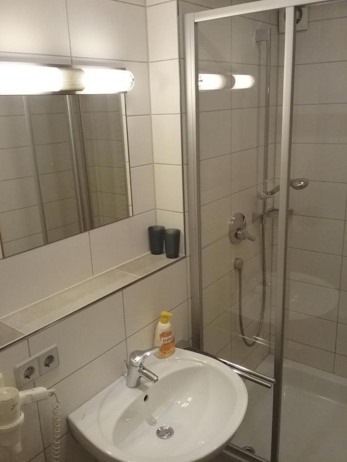 Pension Wauri , Gästezimmer Waldenbuch Exterior foto